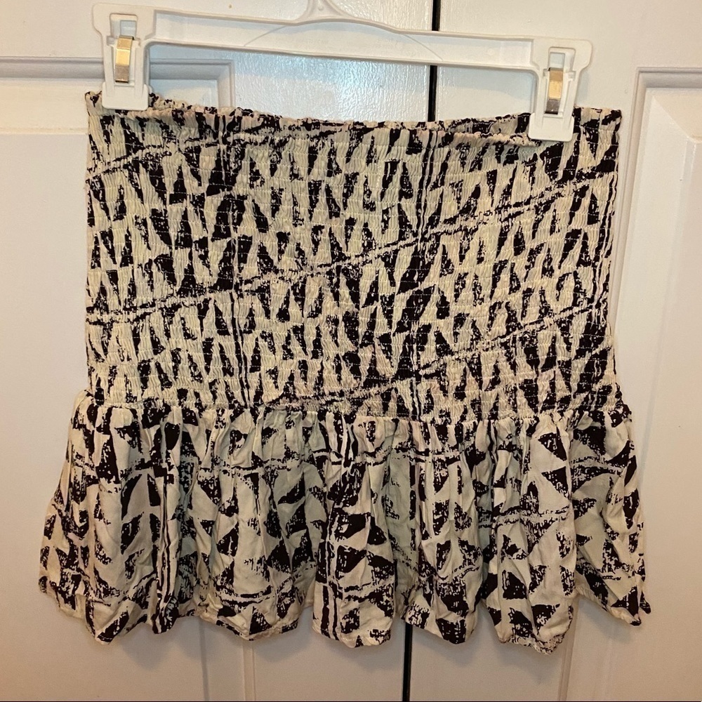 Re:named Patterned Ruched Tube Top - Picture 4 of 11